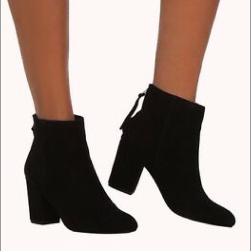 Steve Madden Booties